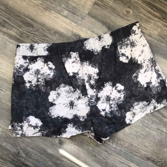 NEW Free People Tie Dye Linen Blend Shorts - Picture 5 of 6